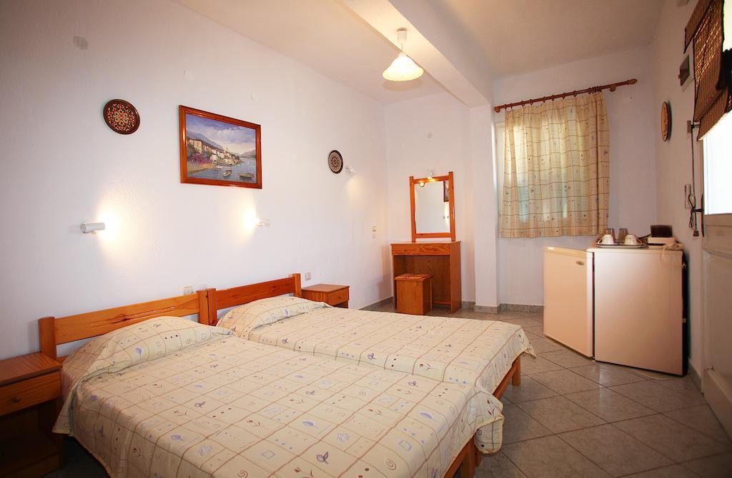 Alexandros Rooms & Studios Skopelos stad Rum bild