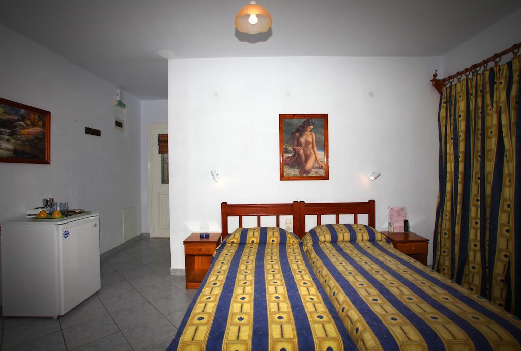 Alexandros Rooms & Studios Skopelos stad Rum bild