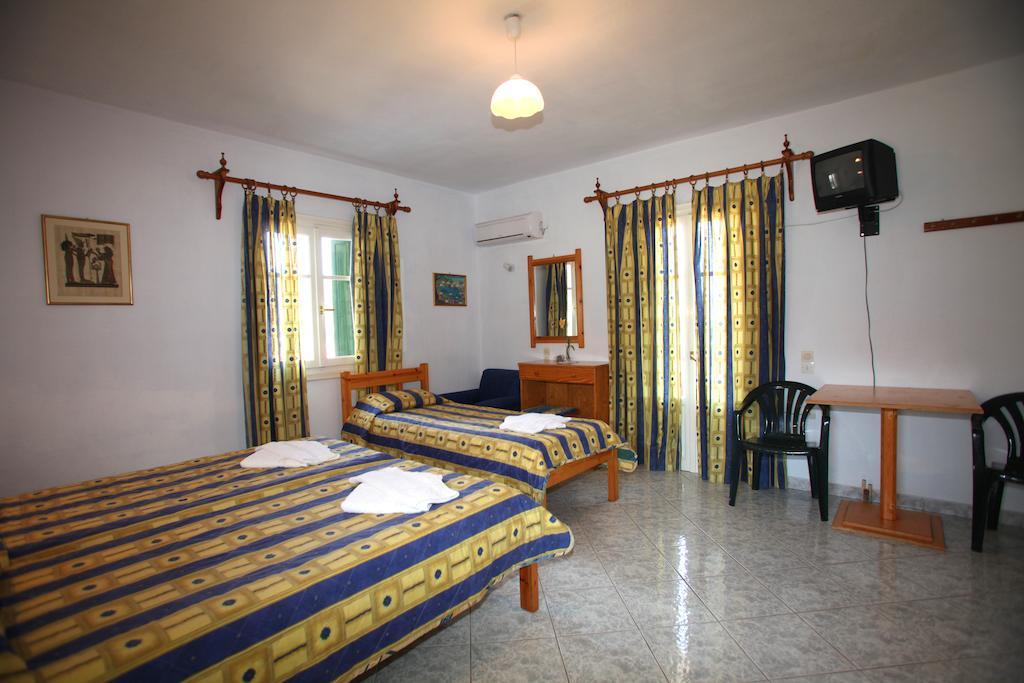 Alexandros Rooms & Studios Skopelos stad Exteriör bild