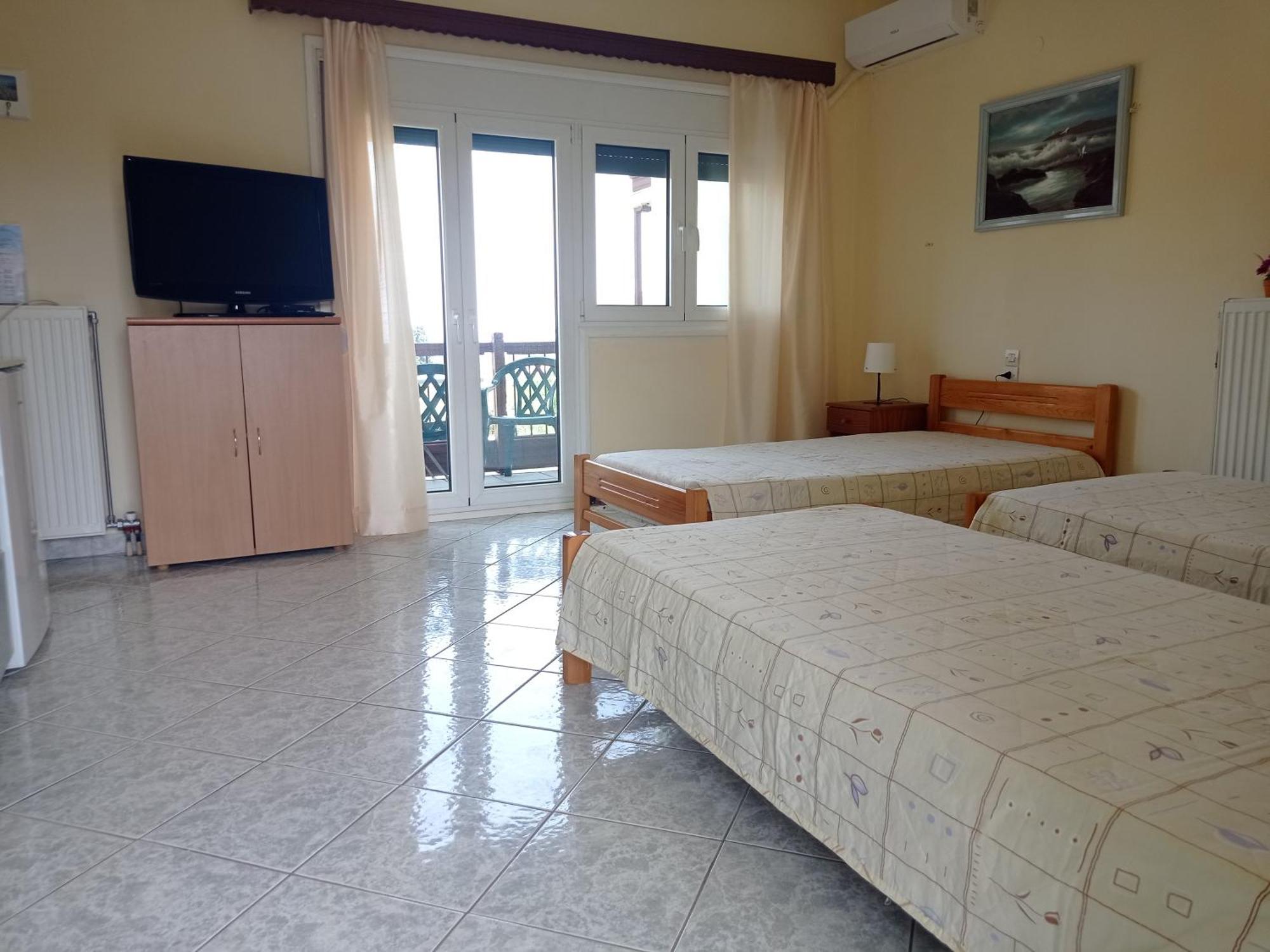 Alexandros Rooms & Studios Skopelos stad Exteriör bild